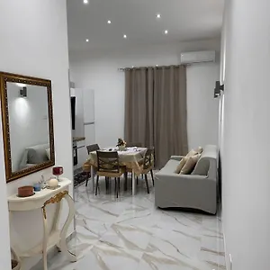 Vincent House Napoli